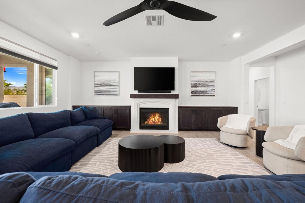 82144 Paradiso Drive