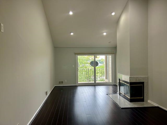 27 CHERRY ST