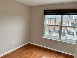 2 SWAN CT