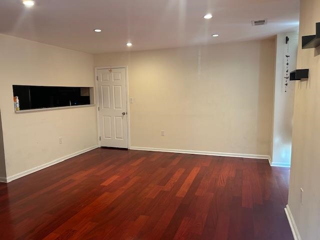 24 BUTTONWOOD ST