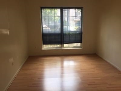 21 MULBERRY ST