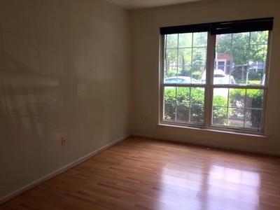 21 MULBERRY ST