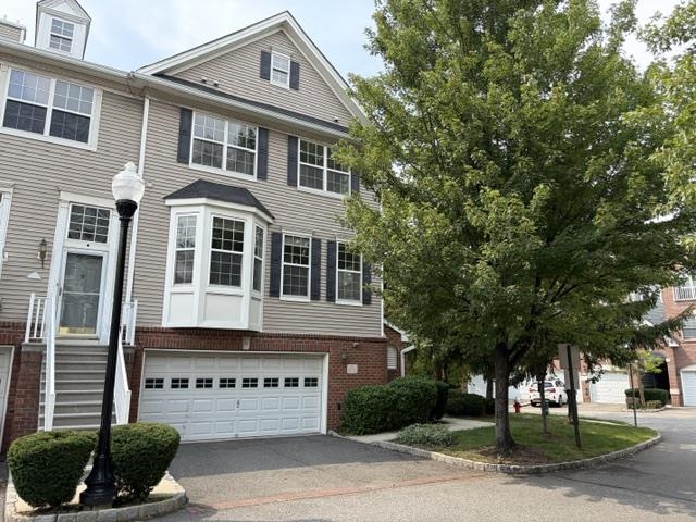 15 ALEXANDER CT
