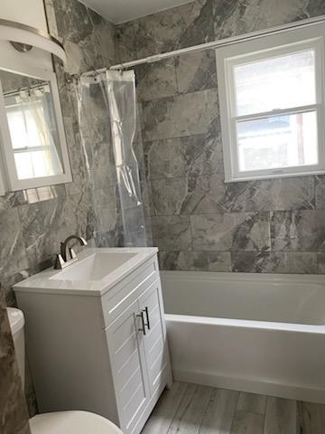 56 ISABELLA AVE Unit: 2