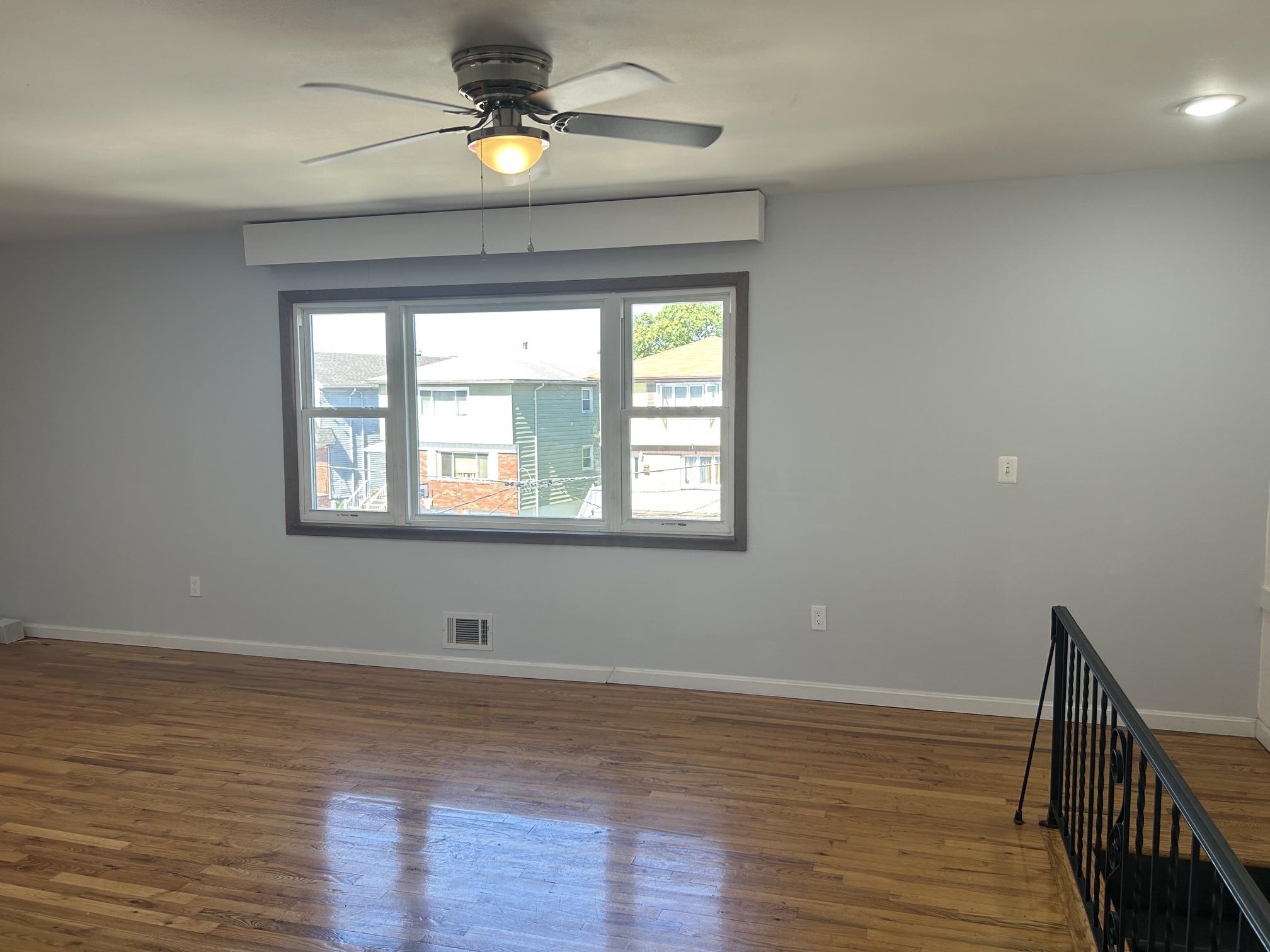 56 ISABELLA AVE Unit: 2