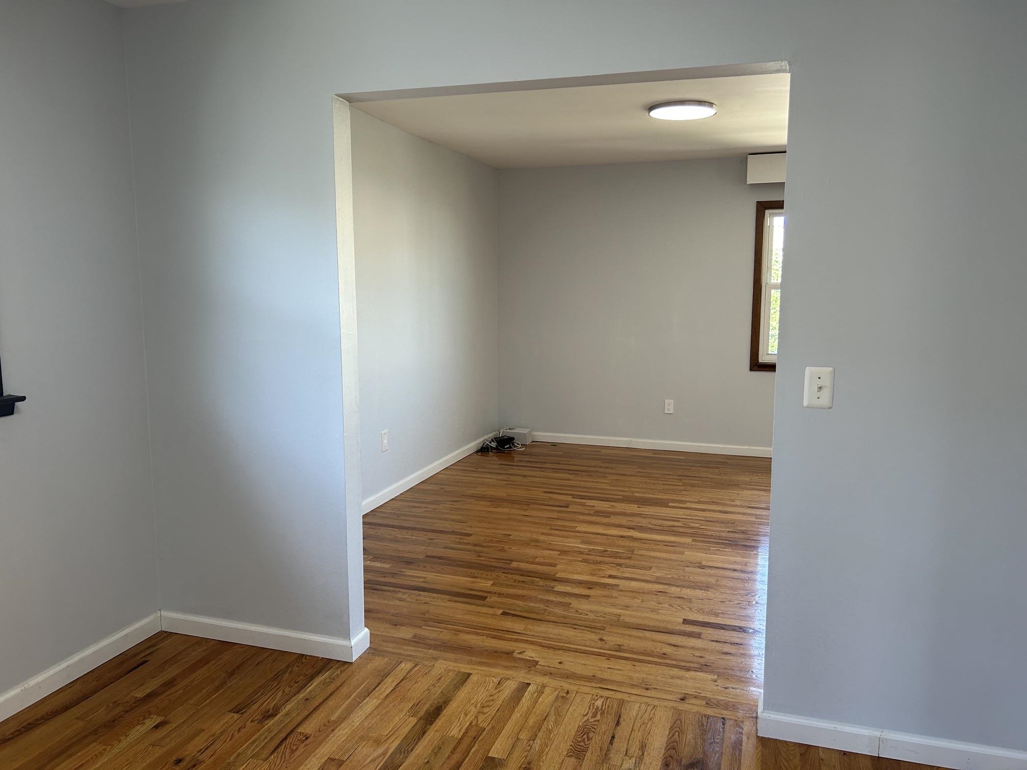 56 ISABELLA AVE Unit: 2