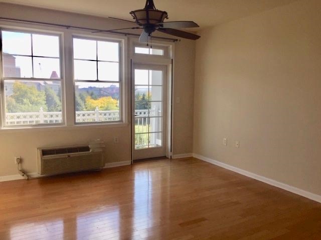 4 CONSTELLATION PL Unit: 406