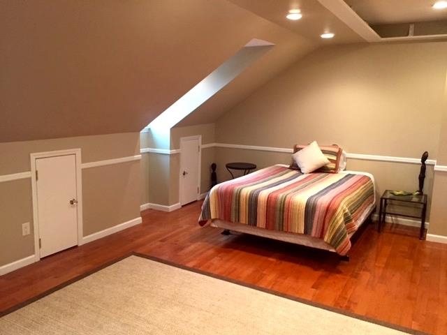 28 JUNIPER ST