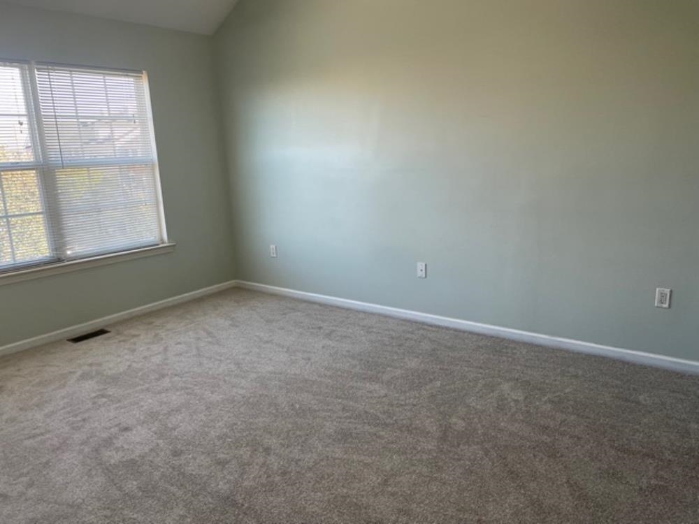 2 TOTTENHAM CT