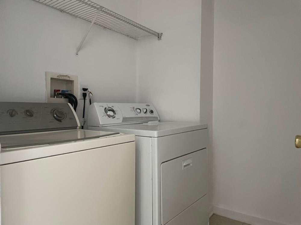 2 TOTTENHAM CT