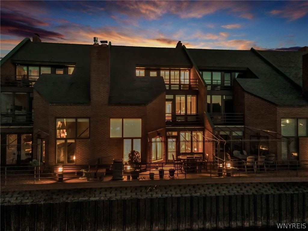 196 Rivermist Drive