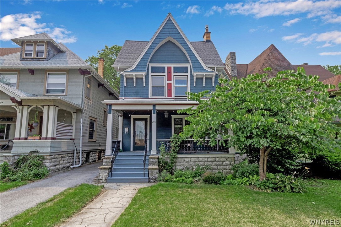 258 Crescent Avenue
