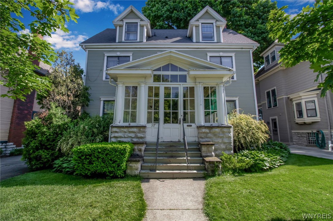 33 Willowlawn Street