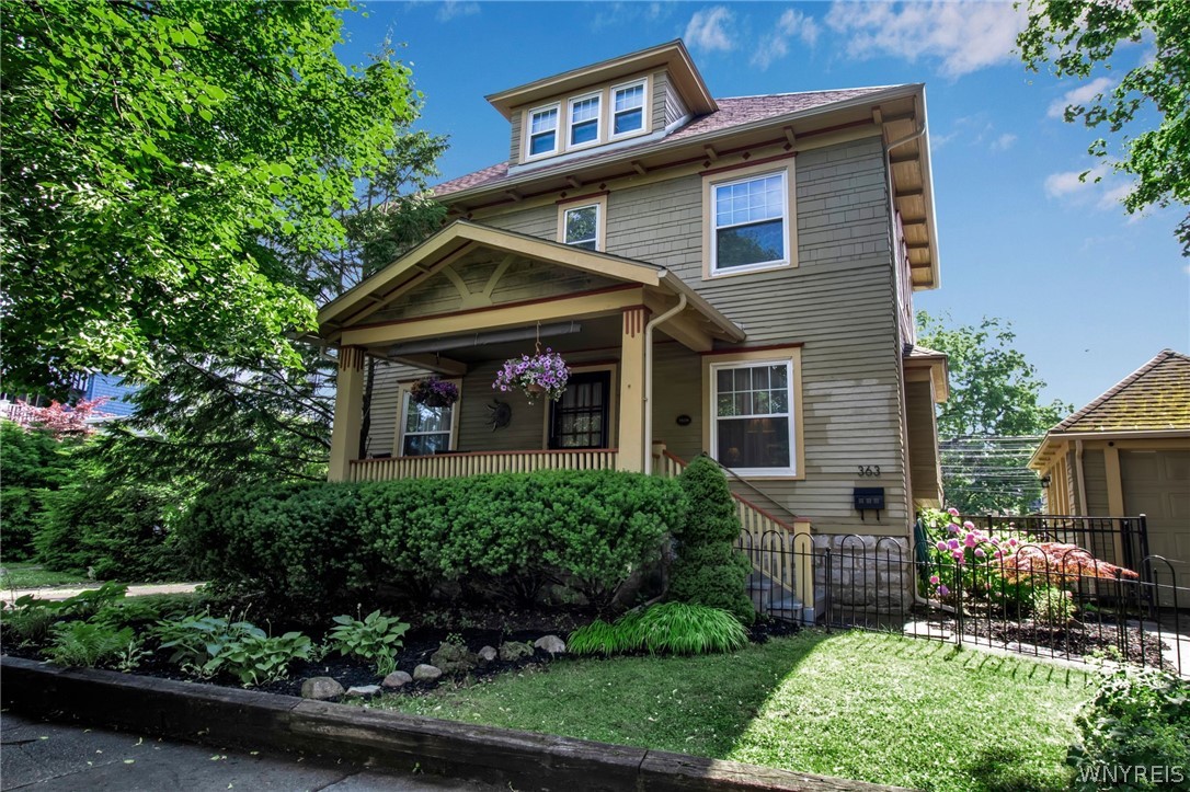 363 Woodward Avenue
