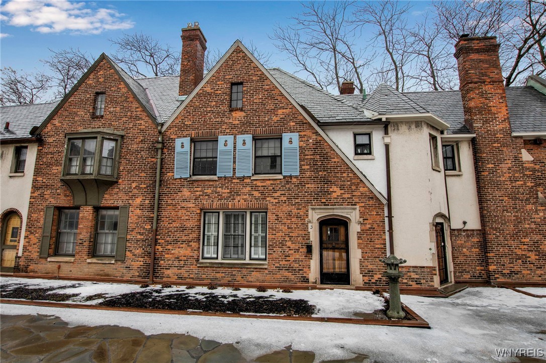 3 Mayfair Lane