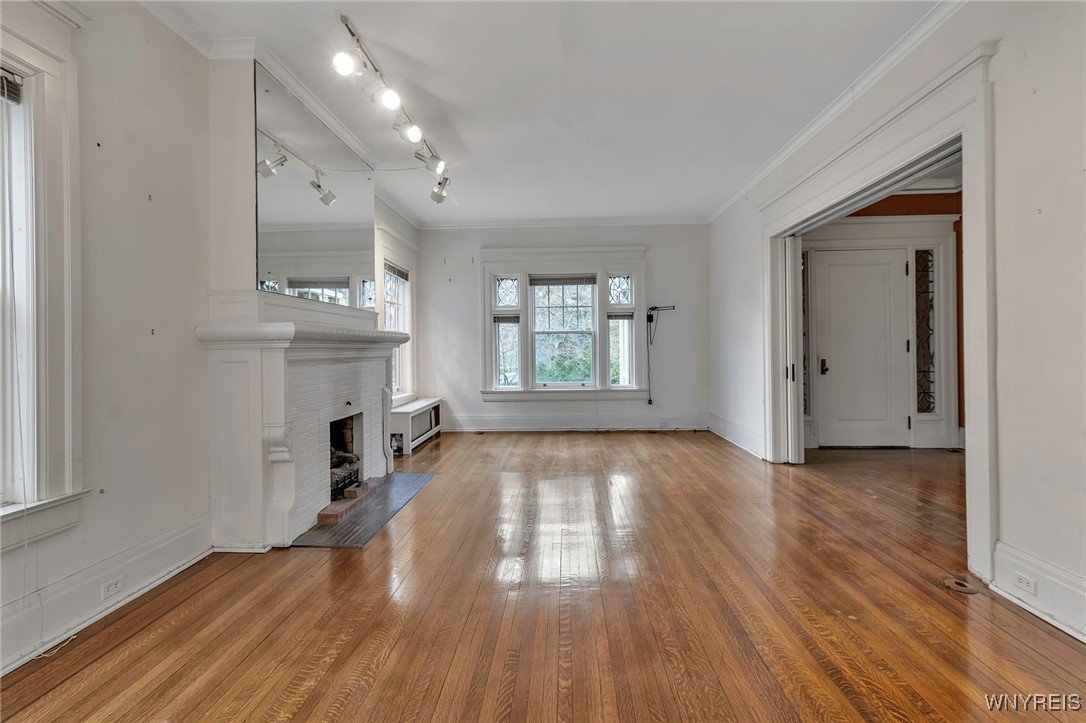 639 Lafayette Avenue