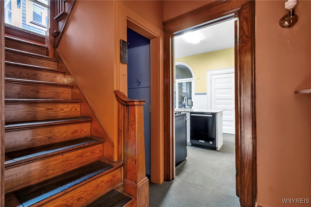 639 Lafayette Avenue