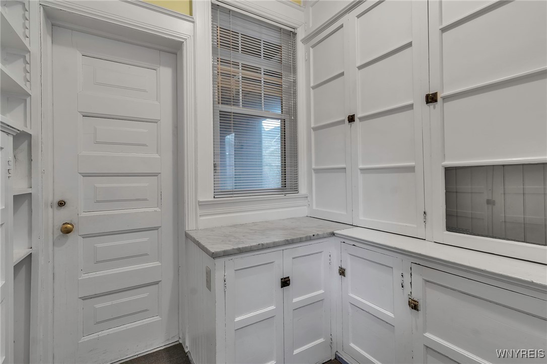 639 Lafayette Avenue