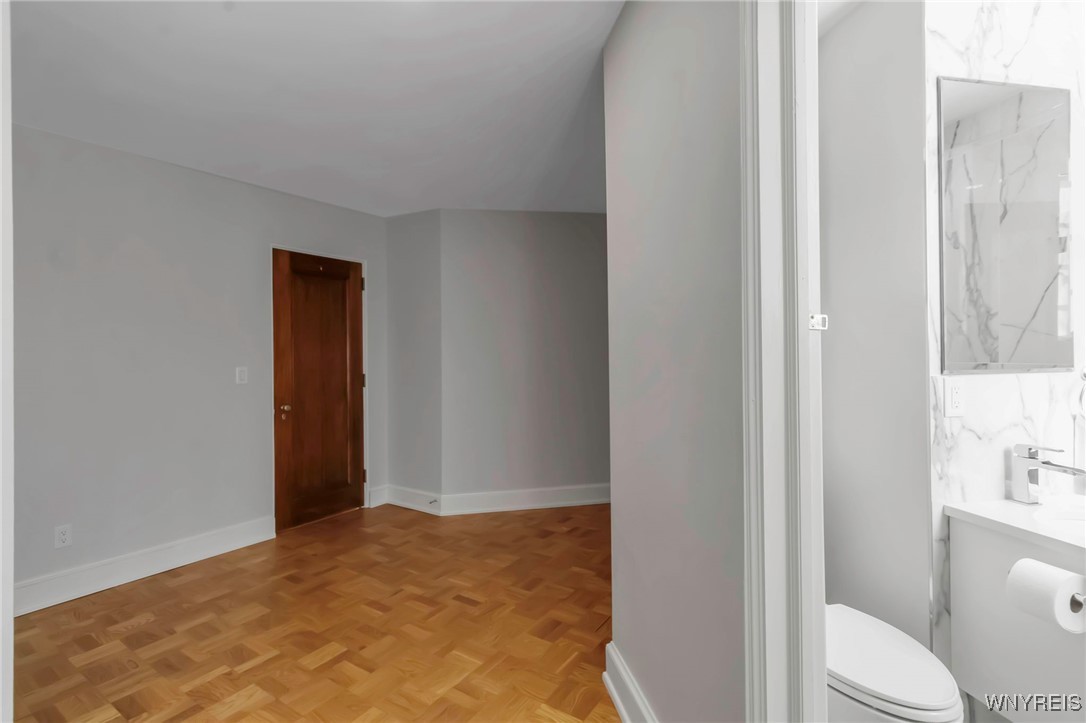 800 West Ferry Street 9D