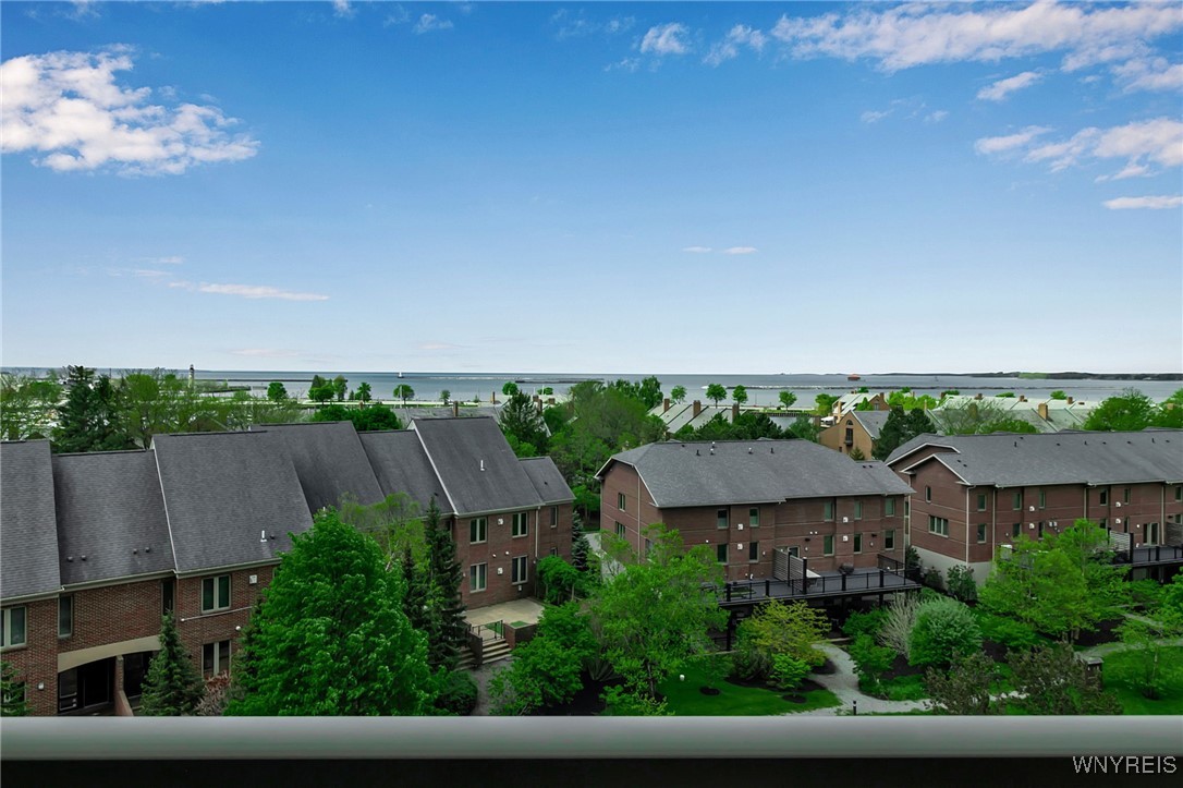 132 Lakefront Boulevard 403