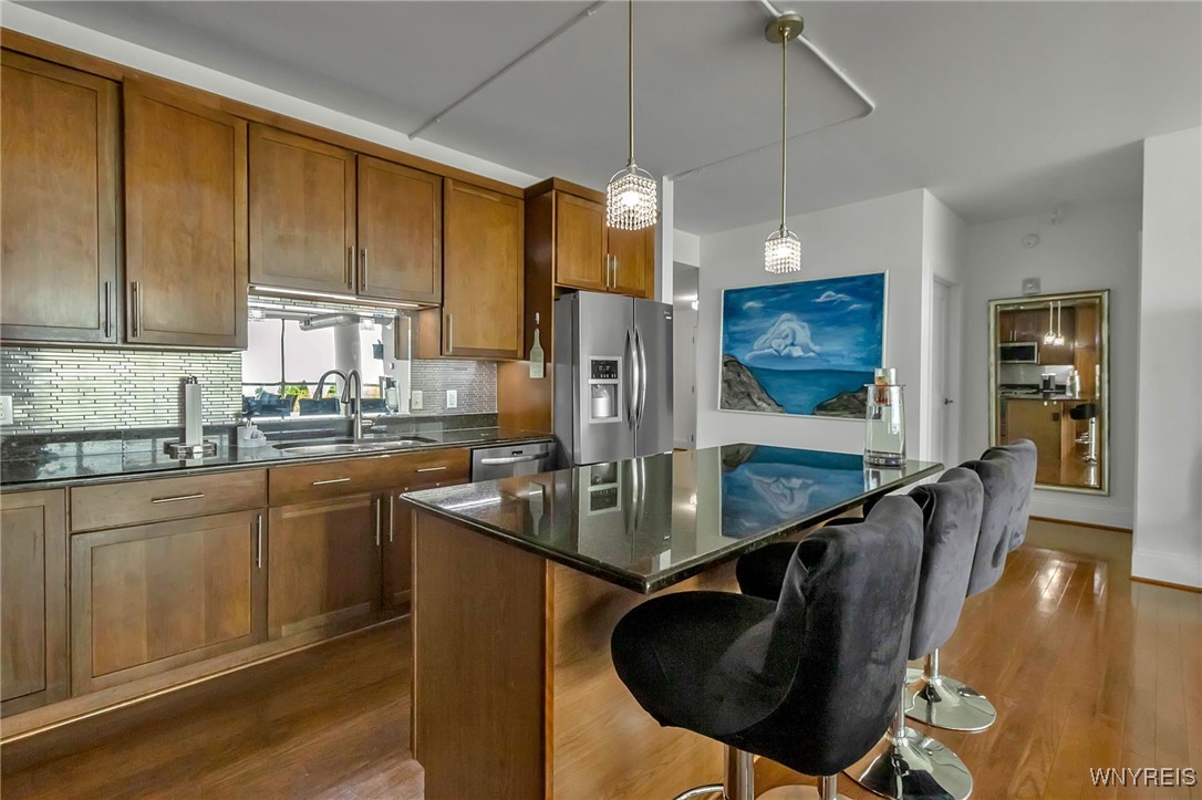 132 Lakefront Boulevard 403