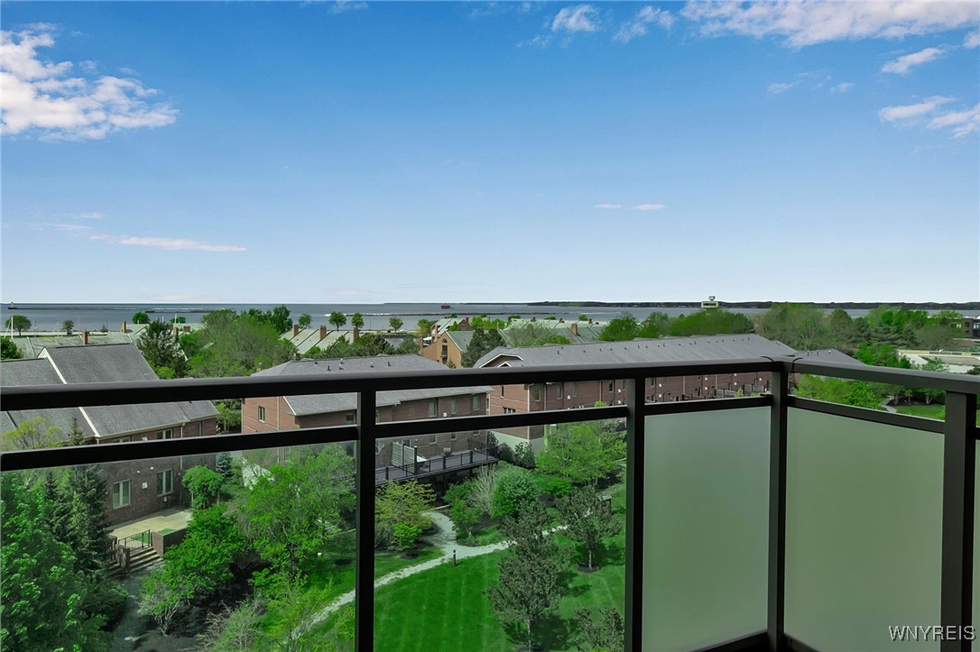 132 Lakefront Boulevard 403