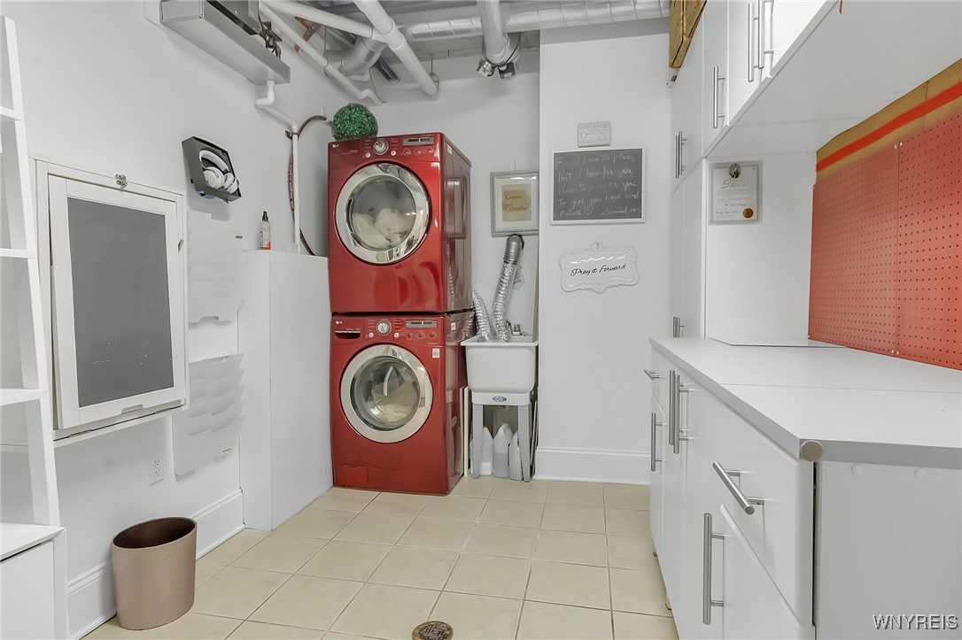 132 Lakefront Boulevard 403