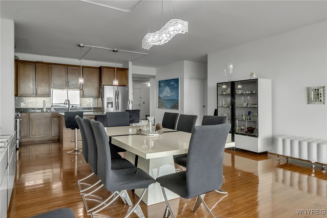 132 Lakefront Boulevard 403