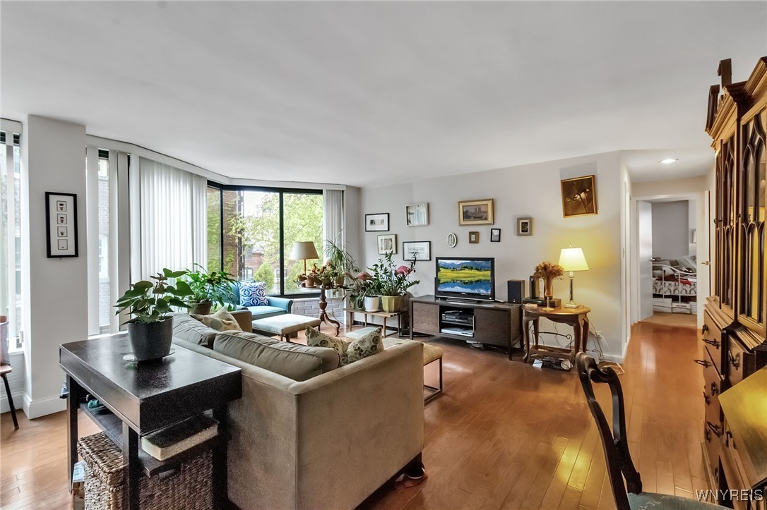 849 Delaware Avenue 204