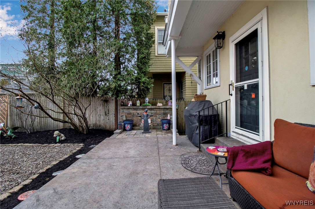 41 Saybrook Place