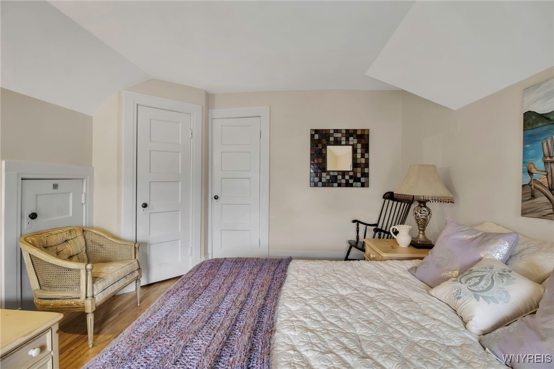 41 Saybrook Place
