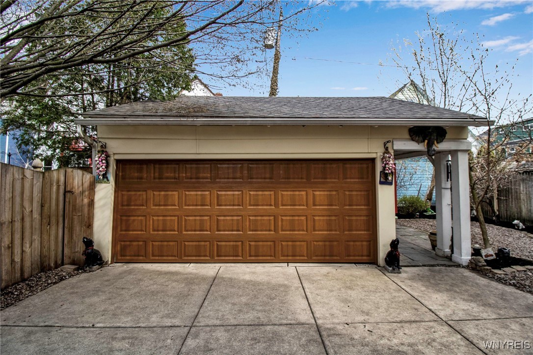 41 Saybrook Place