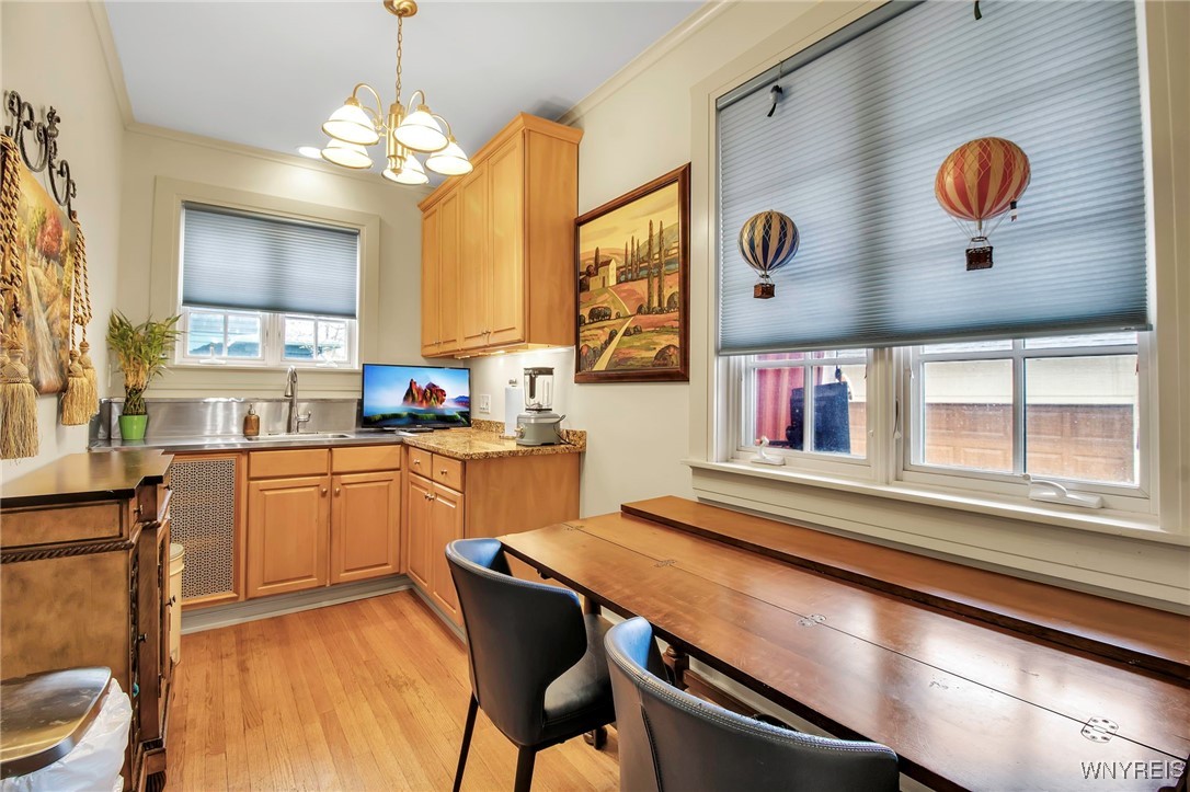 41 Saybrook Place