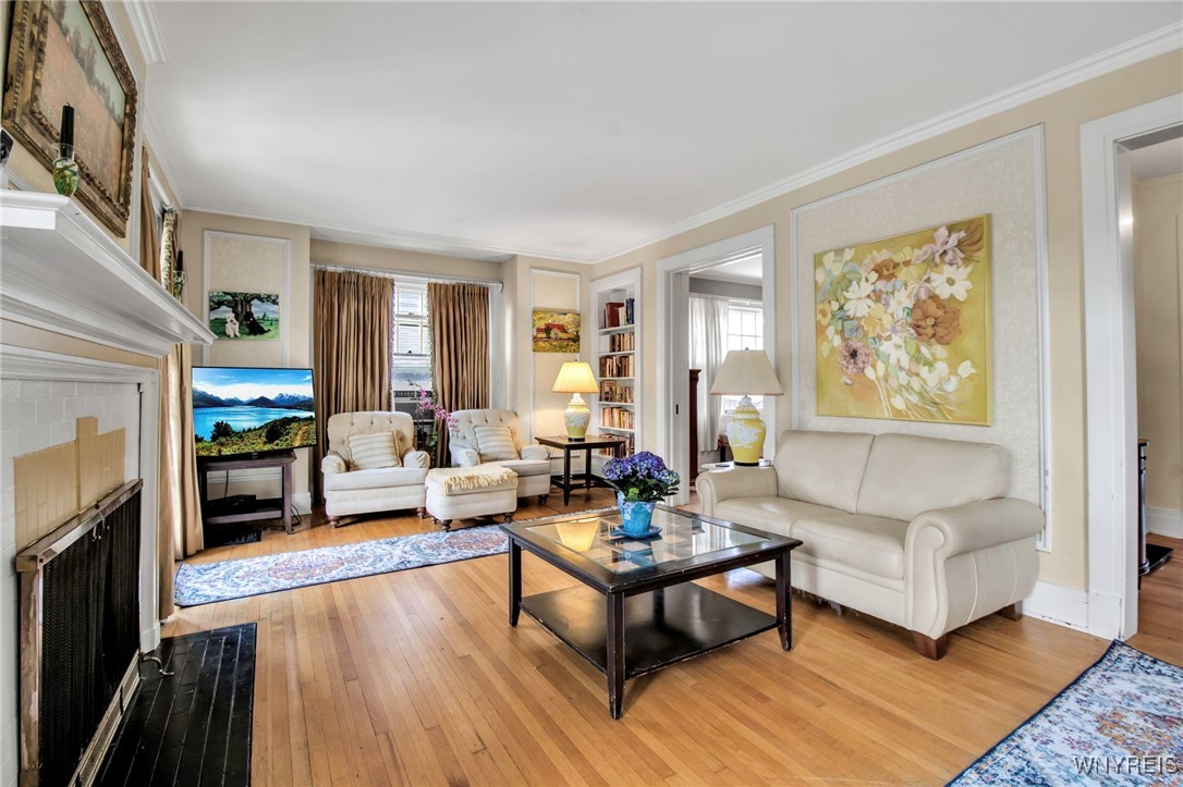 41 Saybrook Place
