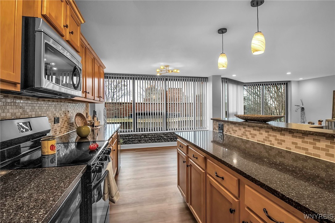 849 Delaware Avenue 404