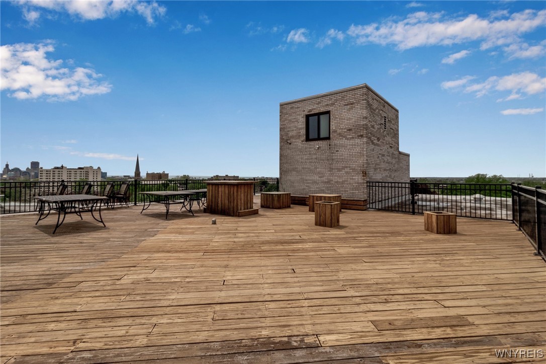 849 Delaware Avenue 404