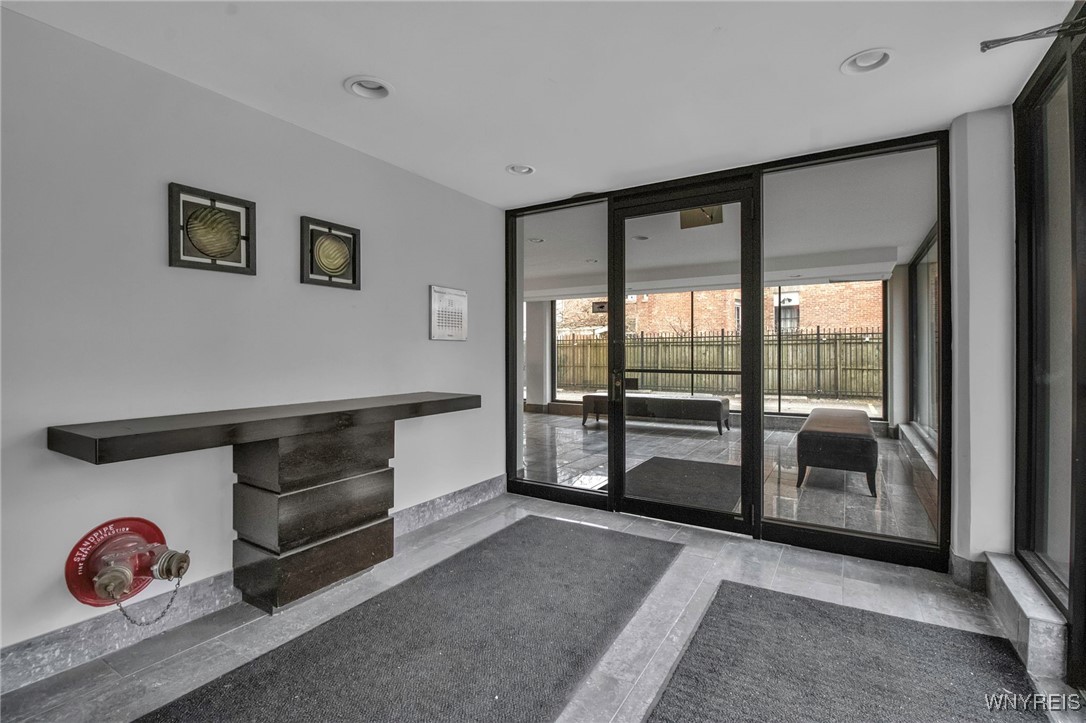 849 Delaware Avenue 404