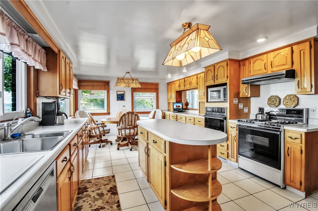 4794 Clifton Parkway