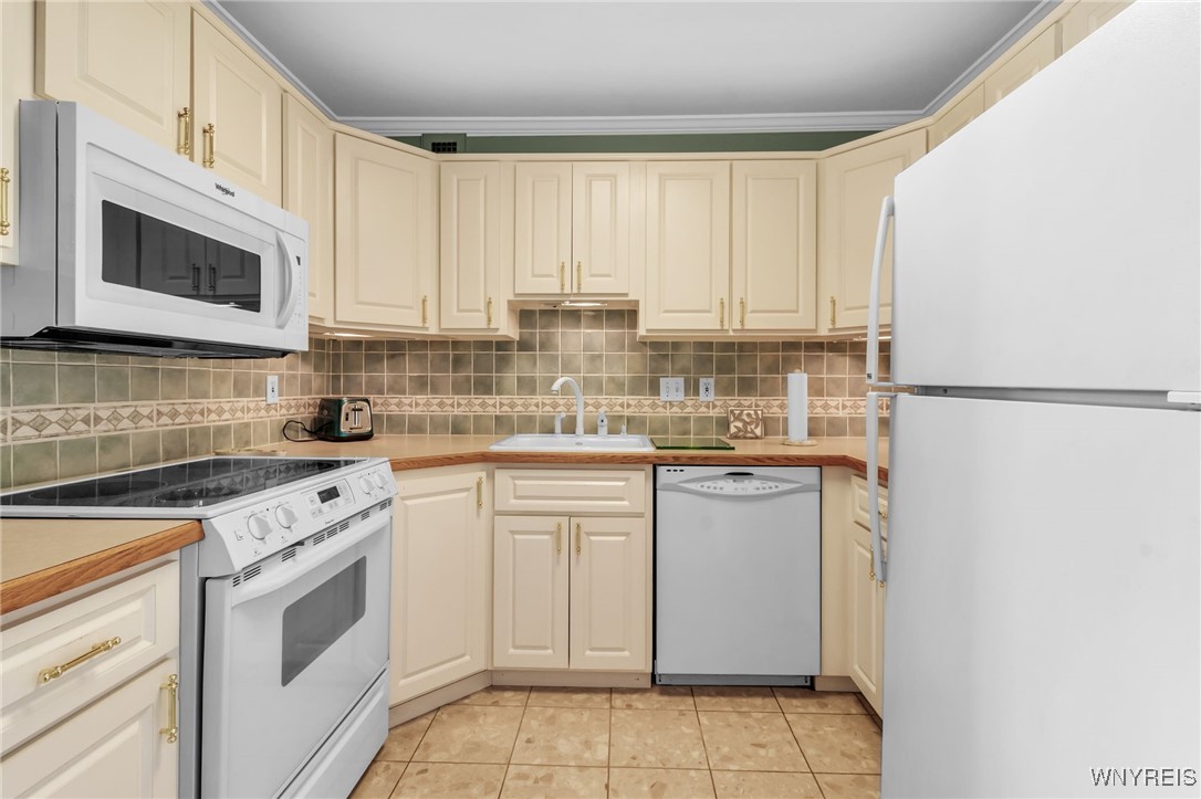 1088 Delaware Avenue 3C