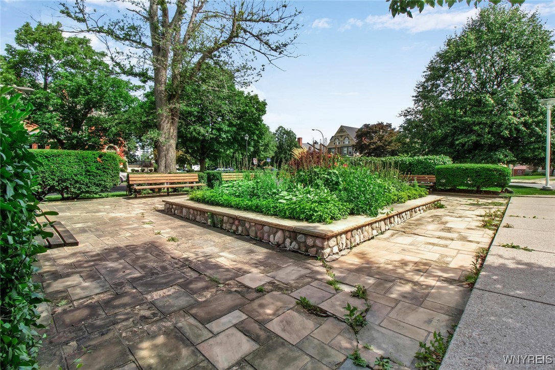 1088 Delaware Avenue 3C