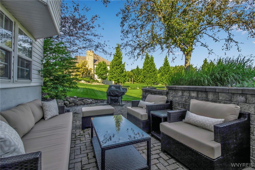 9 Winterhall Road