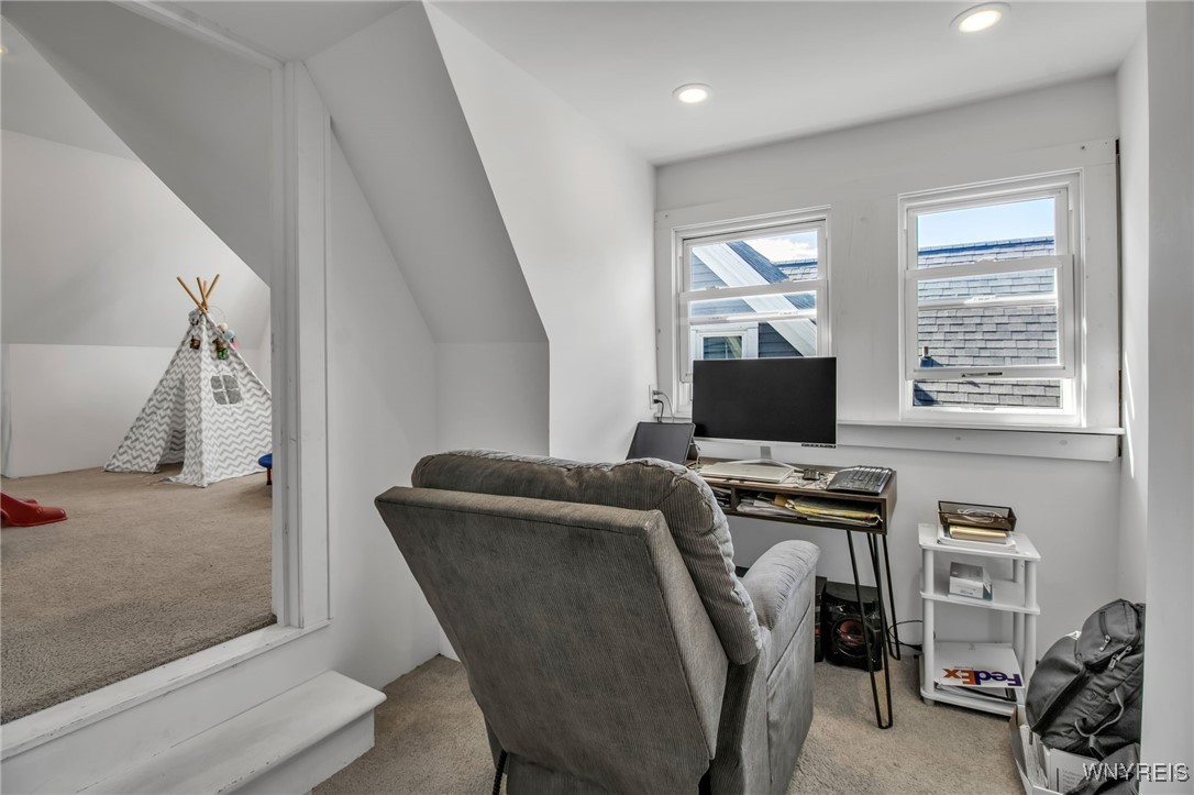 364 Hudson Street
