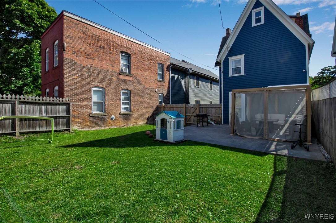 364 Hudson Street