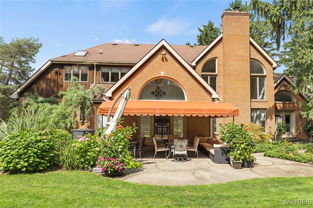 36 South Woodside Lane