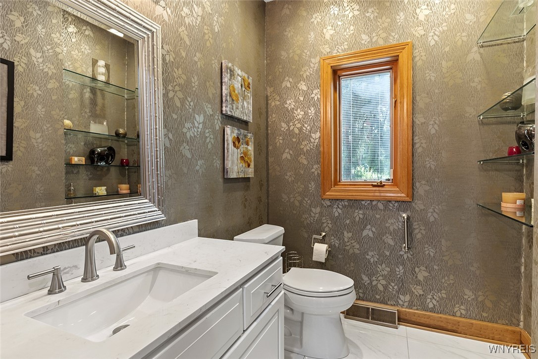 36 South Woodside Lane