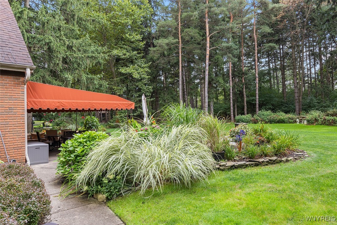 36 South Woodside Lane