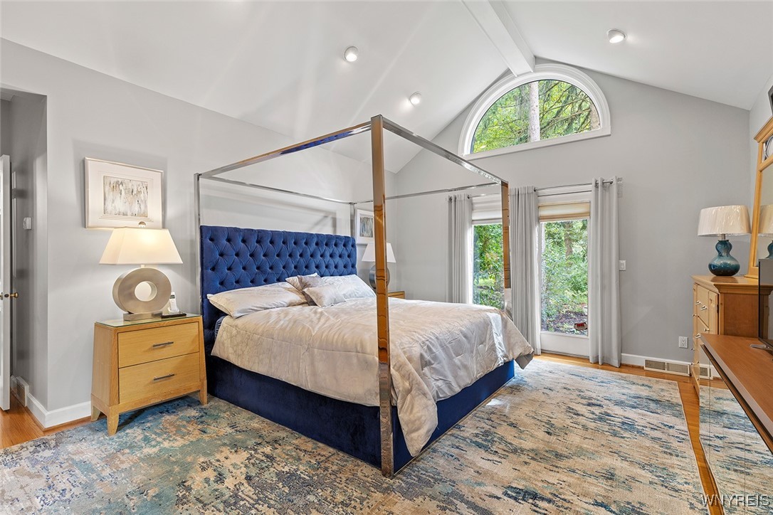 36 South Woodside Lane