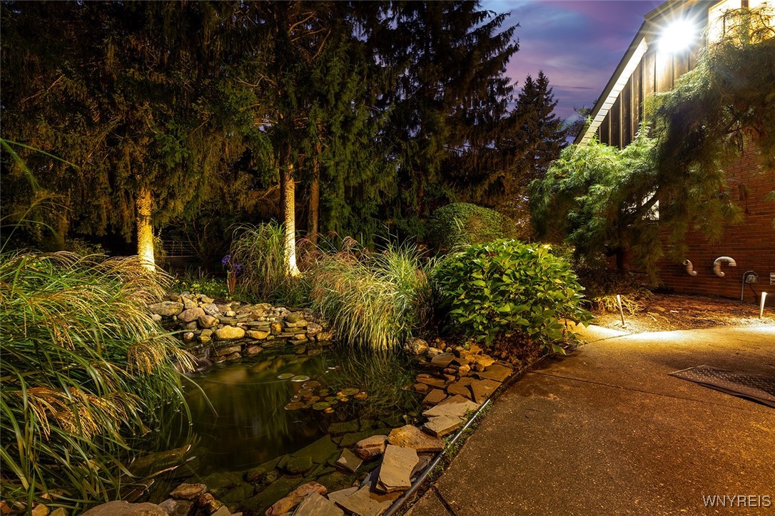 36 South Woodside Lane