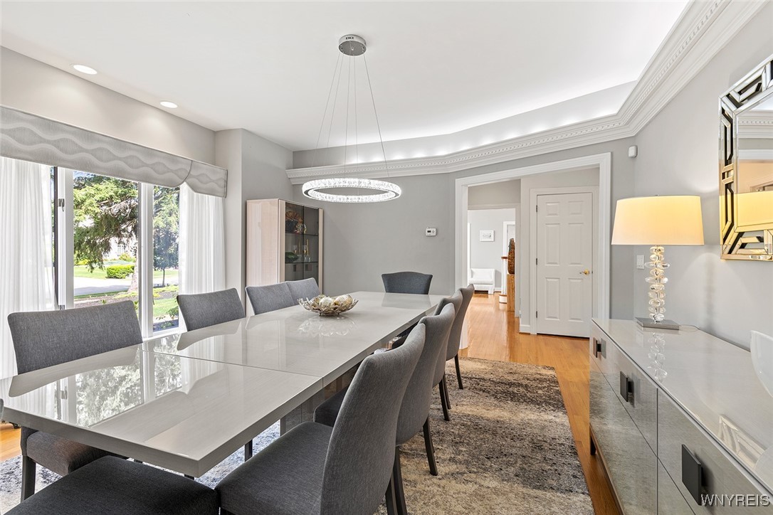 36 South Woodside Lane