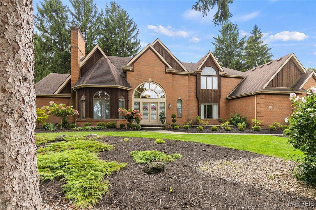 36 South Woodside Lane